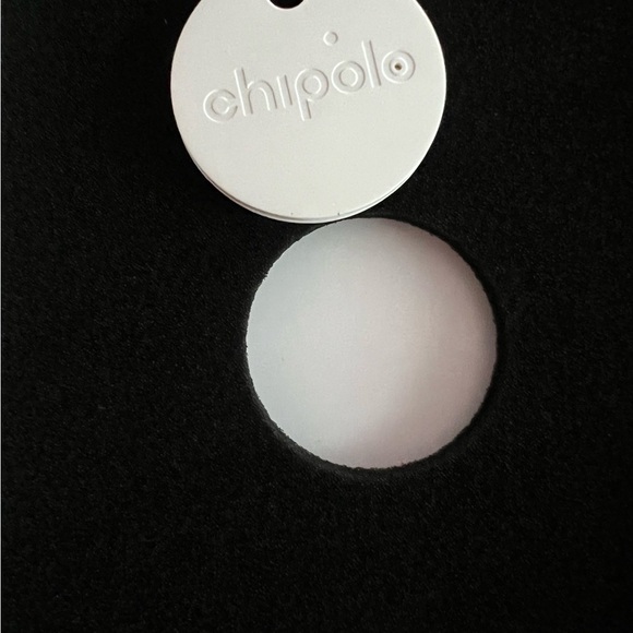 Chipolo Classic Key Item Finder Bluetooth Battery Key FInder - Picture 2 of 6